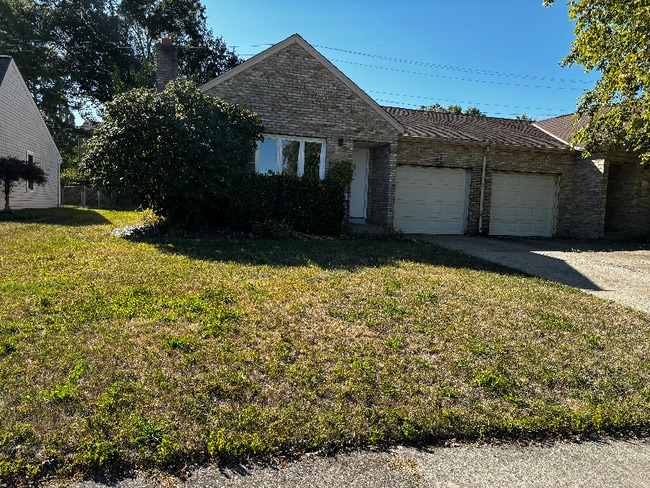 Building Photo - 23 Groton Dr