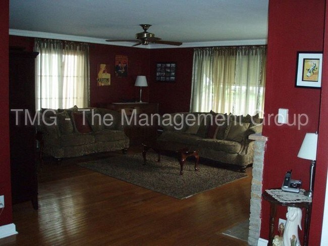 Building Photo - 4851 N 73rd St