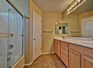 Foto del edificio - 17584 W Banff Ln