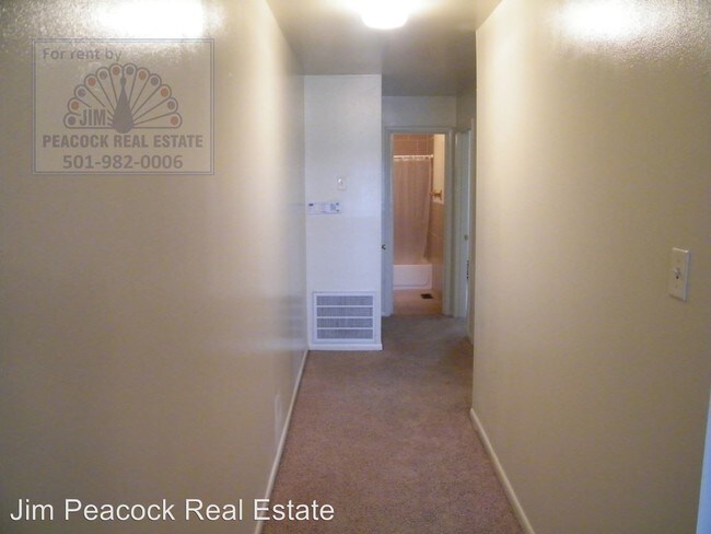Building Photo - 714-716 Madden Rd
