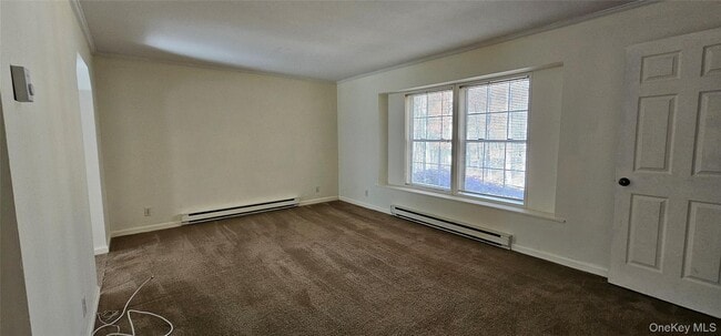 Building Photo - 323 Cushetunk Dr