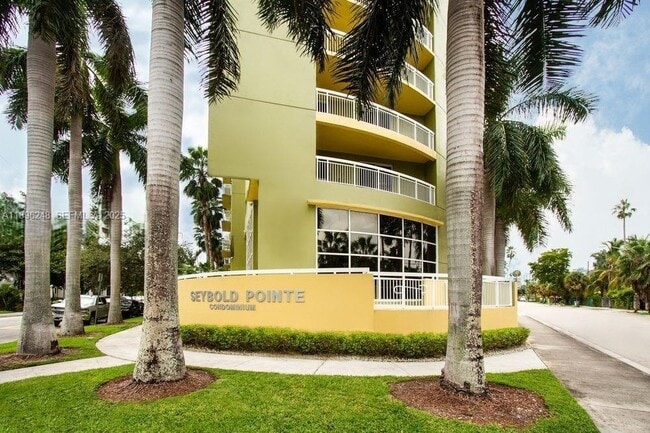Foto del edificio - 816 NW 11th St