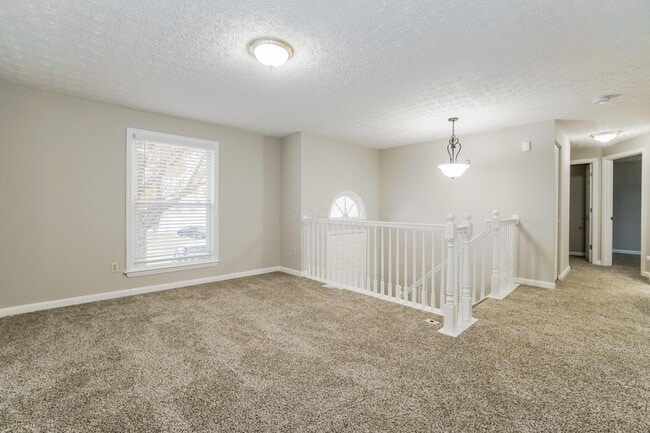 Building Photo - 6976 Endsleigh Dr