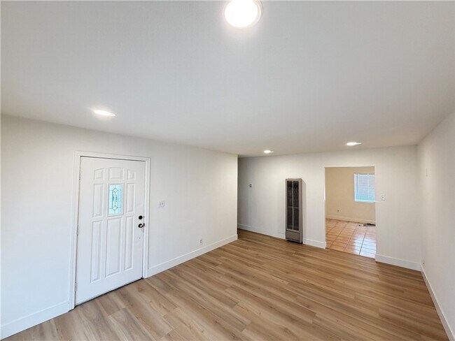 Building Photo - 12660 Yorba Ave