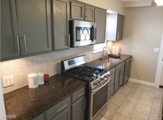 Foto del edificio - 3 br, 1 bath House - 1235 E Harwood Ave