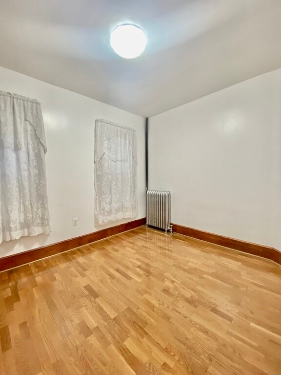 Building Photo - 447 Meridian St