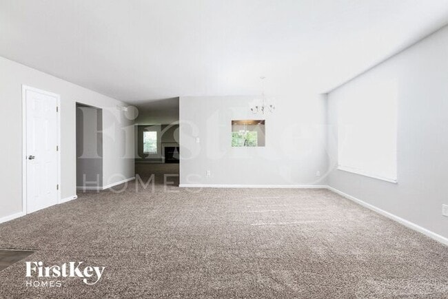 Building Photo - 11149 Falls Church Dr