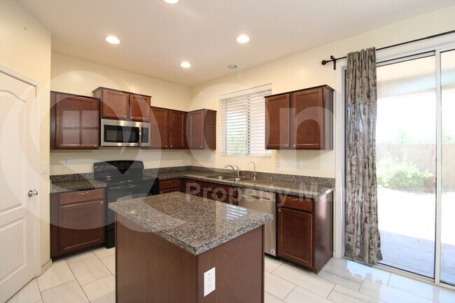 Foto del edificio - 5806 S 35th Pl