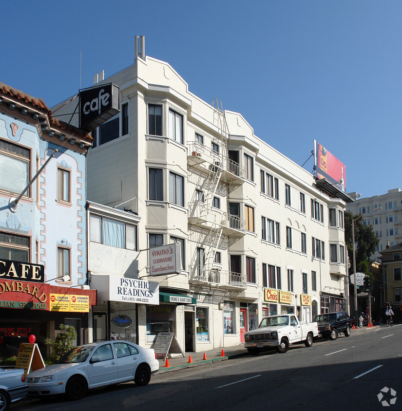 Building Photo - 1400 Lombard St