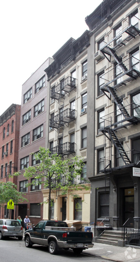Primary Photo - 436 E 76th St