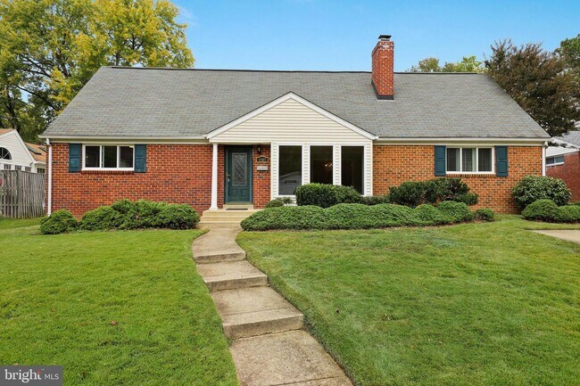 Building Photo - 4905 Rutland Pl