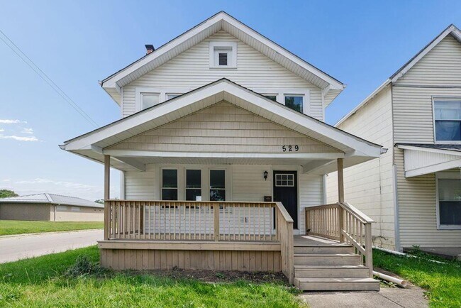 Foto del edificio - 529 E Morrill Ave