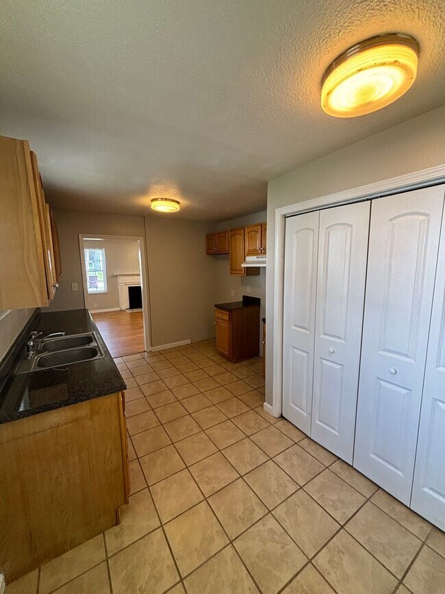 Foto del edificio - Alcoa School cottage!