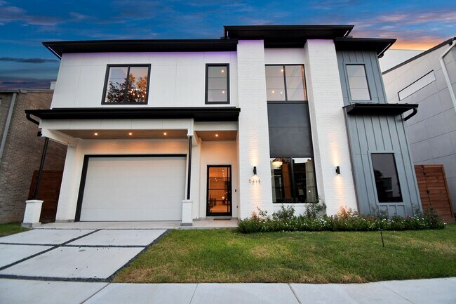 Foto del edificio - 5414 John Dreaper Dr