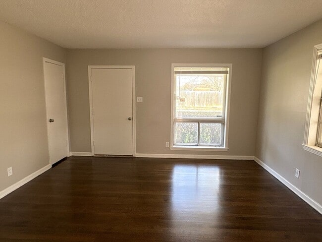 Foto del edificio - Updated 3 bedroom 1 Bath home - Open To Section 8