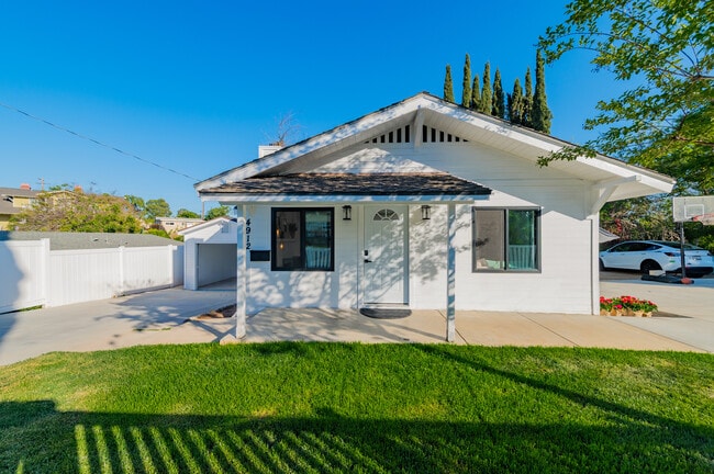 Building Photo - 4912 Shaw Ln