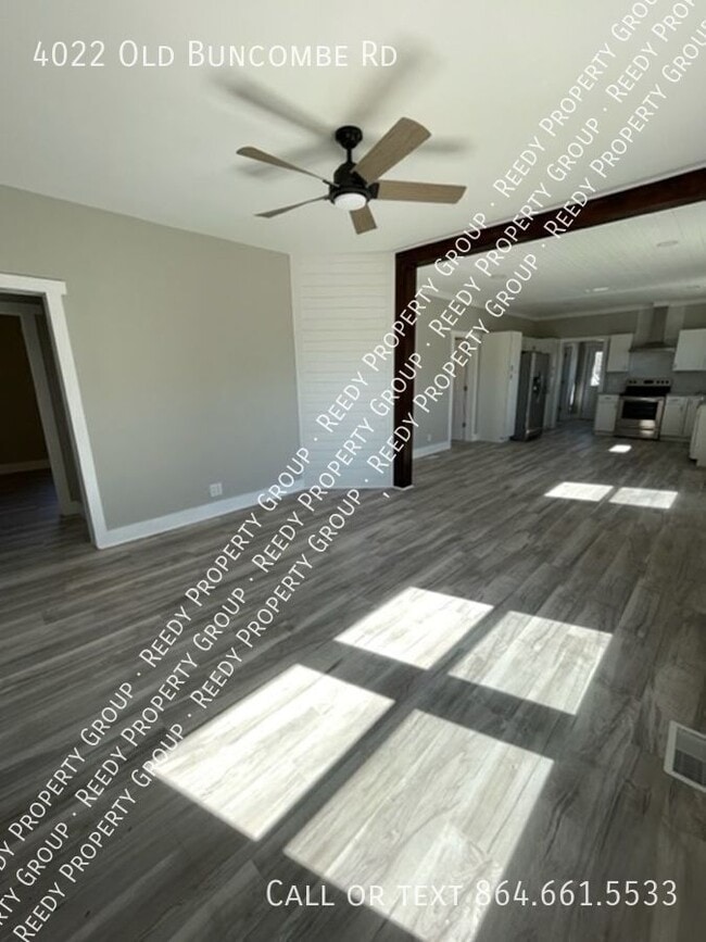 Building Photo - 4022 Old Buncombe Rd