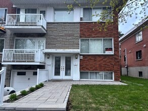 Building Photo - 625 Pl Fleury