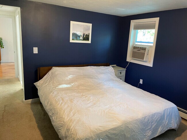 Foto del edificio - 46 Rhodes Cir