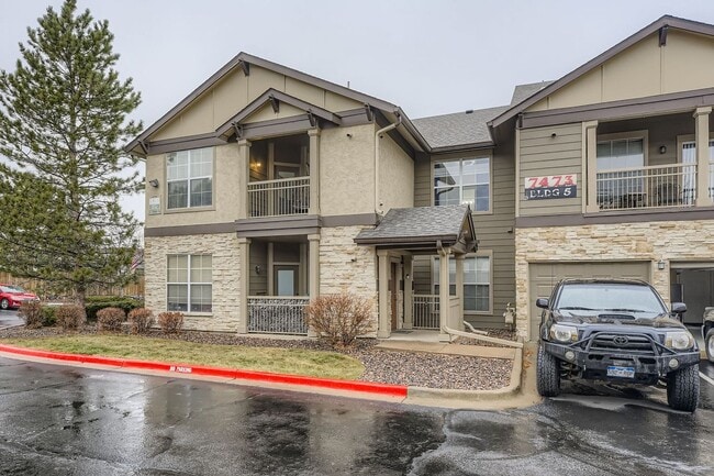 Beautiful 2-bedroom Condo in highly desirable Falling Water community in Littleton! Pool-Fitnes C... - Beautiful 2-bedroom Condo in highly desirable Falling Water community in Littleton! Pool-Fitnes C...