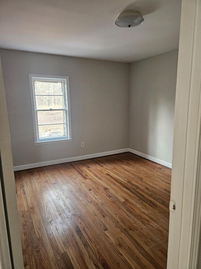 Foto del edificio - 3209 Golf Course Rd