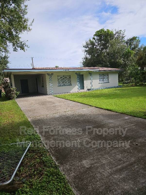 Foto principal - 4555 Jersey Rd