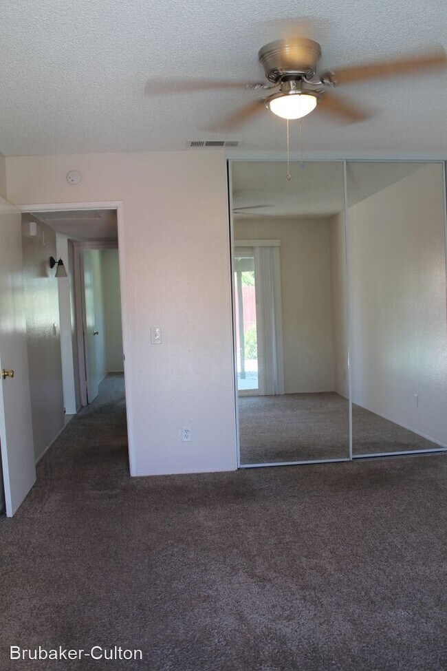 Building Photo - 2 br, 1 bath House - 0 Calle Amargosa