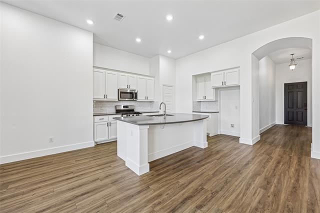 Building Photo - 1506 Calcot Ln