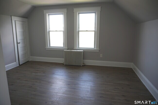 Foto del edificio - 3371-3373-3373 Main St