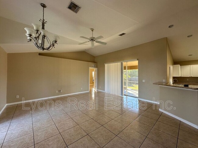 Foto del edificio - 3015 40th St SW