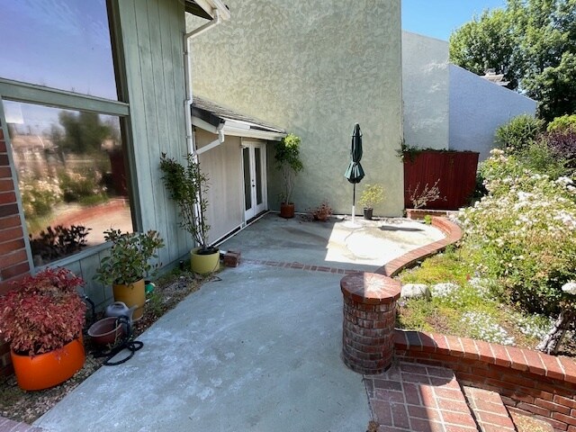 Building Photo - 4648 Park Mirasol