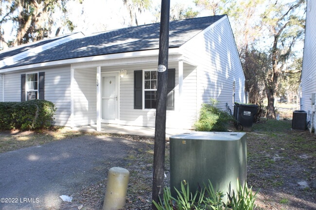Building Photo - 280 Cedar Grove Cir