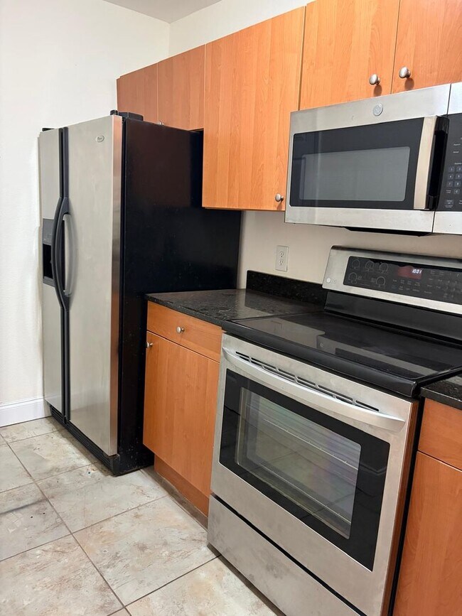 Foto del edificio - Beautiful Condo in Verano Delray