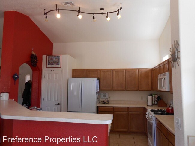 Building Photo - 3 br, 2 bath House - 3746 Via De La Reina