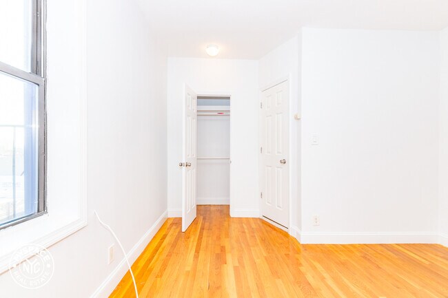 Building Photo - 57 Herkimer St