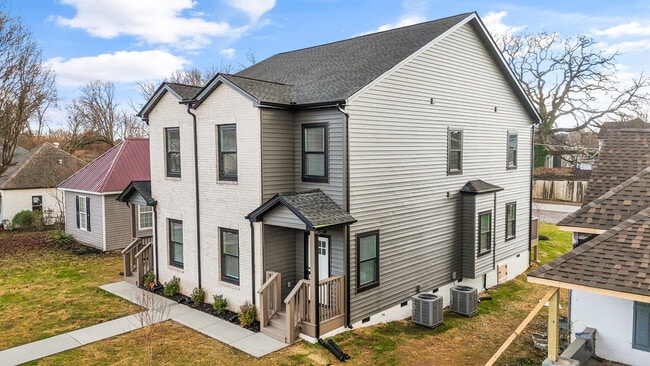 Building Photo - 212 E Morelia Ave