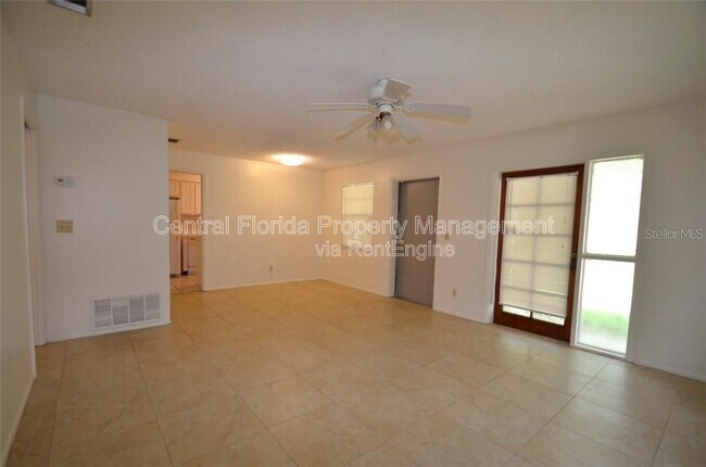 Foto del edificio - 2203 S Park Ave