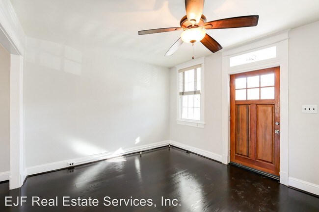 Foto del edificio - 611 Hamilton St NW