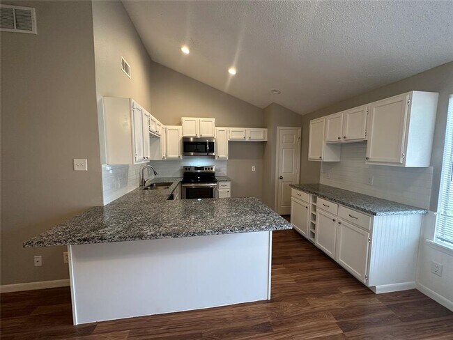 Foto del edificio - 3402 Hillstone Dr