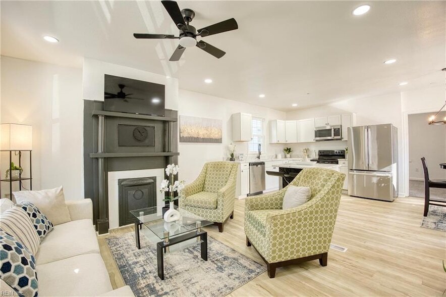 Photo - 910 Rugby Street Unit