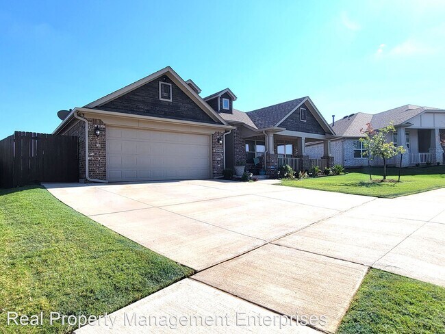 Foto del edificio - 4 br, 2 bath House - 10432 NW 33rd St