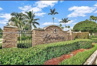 Building Photo - 945 NE 34th Ave