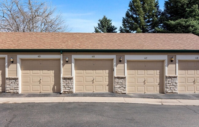 Building Photo - 4084 S Crystal Cir