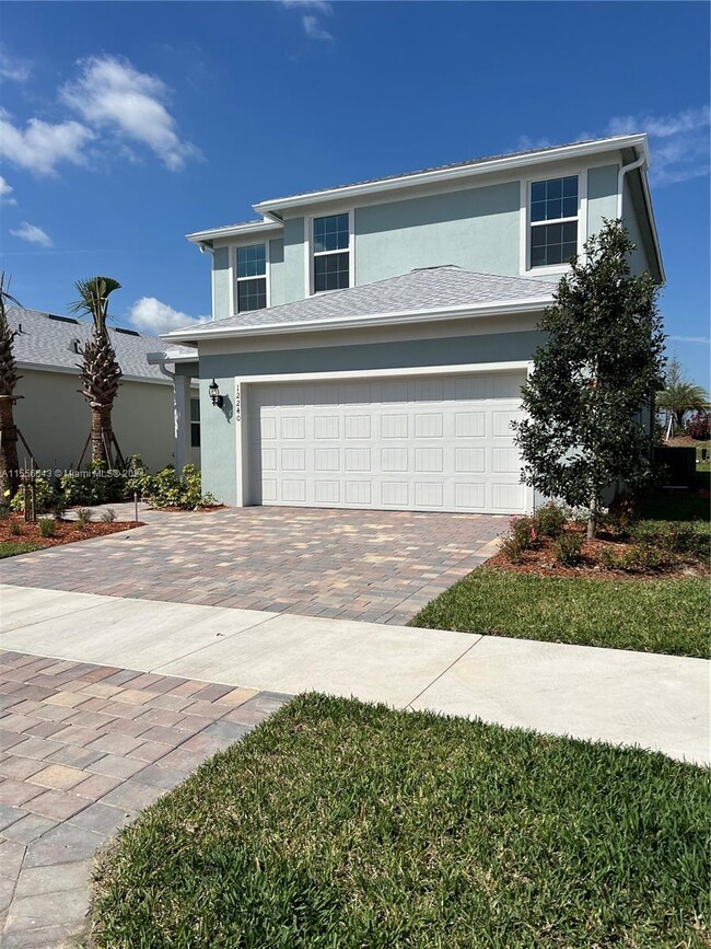 Building Photo - 12240 SW Myrtle Oak Dr