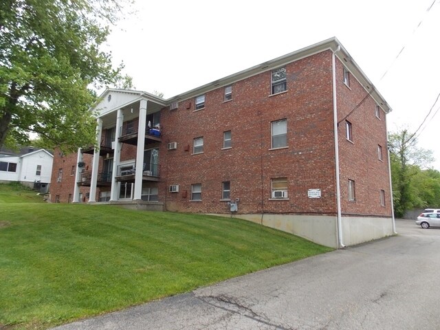 Primary Photo - 343 Clark St