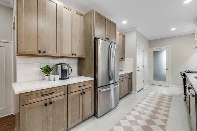 Foto del edificio - 1456 Virginia Park St