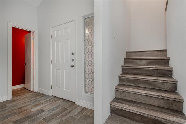 Foto del edificio - 13109 Burninglog Ln