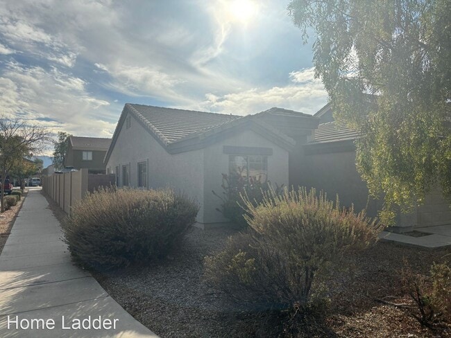 Building Photo - 4 br, 2 bath House - 3115 W Pecan Rd