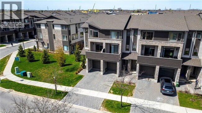 Photo du bâtiment - 2060 Meadowgate Blvd