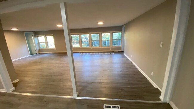 Foto del edificio - 7700 E 108 Terrace